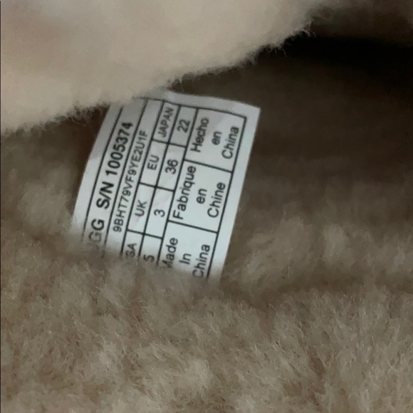 Ugg Sutter Brown Suede Leather Boots - Picture 8 of 8